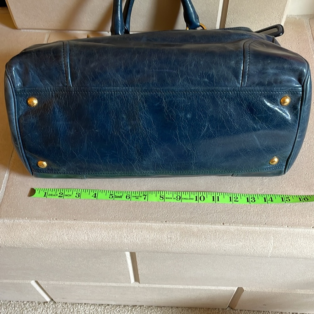 Prada satchel - Picture 4 of 11